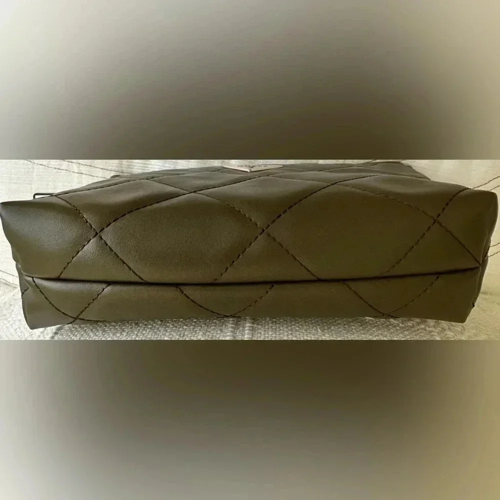 Guess Women Quilted Logo Clutch Bag Faux Leather Olive Kingsport Travel - NWT